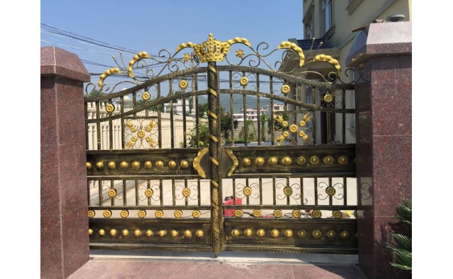 鐵藝大門(mén)