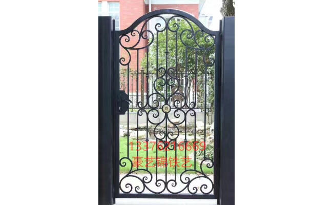 鐵藝小門(mén)
